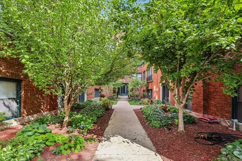 3128 West Carmen Avenue Chicago IL 60625