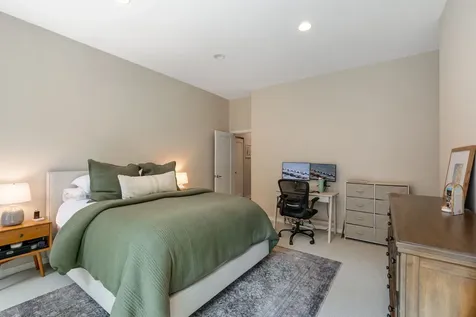1715 West George Street Chicago IL 60657