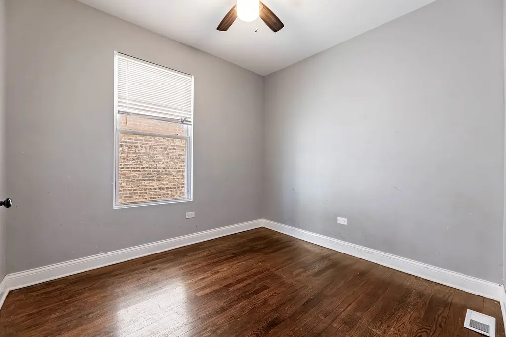 7752 South Evans Avenue Chicago IL 60619