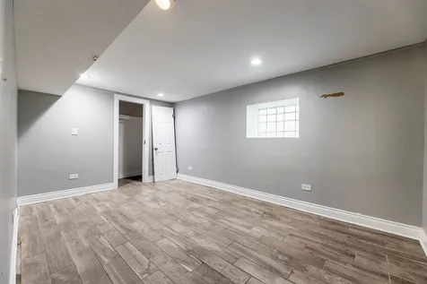 7752 South Evans Avenue Chicago IL 60619