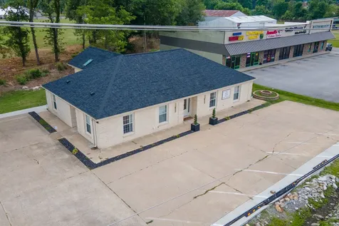 709 North Carbon Street Marion IL 62959