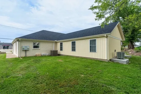 709 North Carbon Street Marion IL 62959