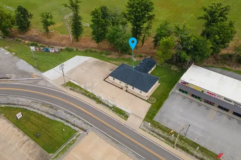 709 North Carbon Street Marion IL 62959