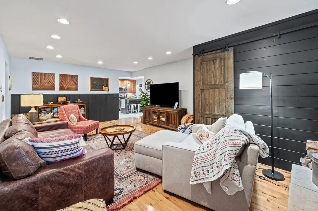 3102 Swallow Lane Rolling Meadows IL 60008