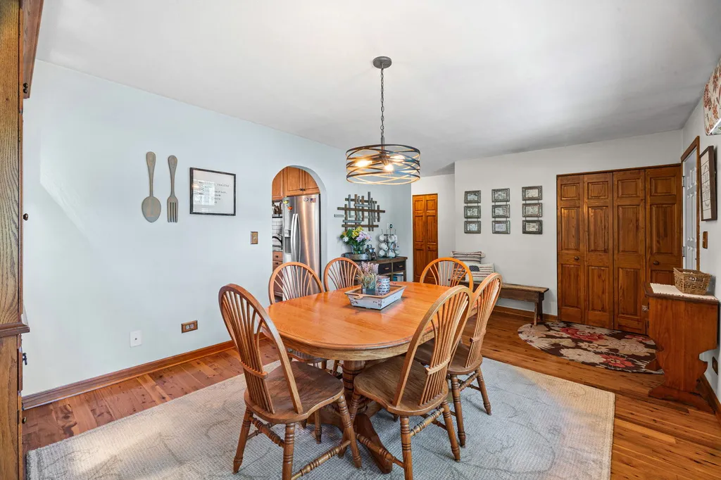 3102 Swallow Lane Rolling Meadows IL 60008