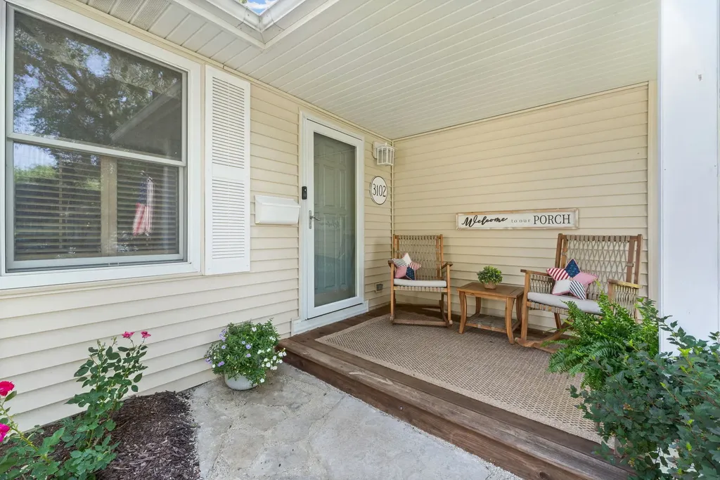 3102 Swallow Lane Rolling Meadows IL 60008