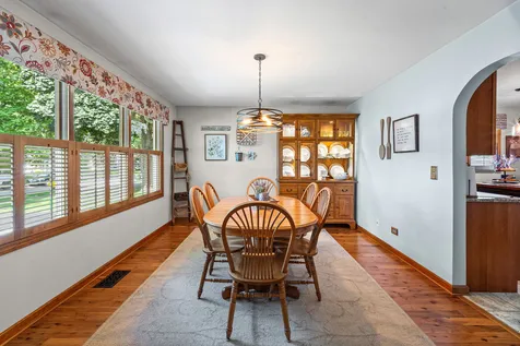3102 Swallow Lane Rolling Meadows IL 60008