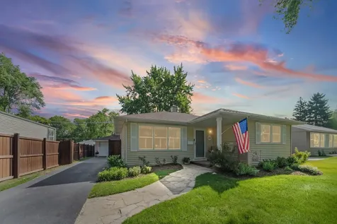 3102 Swallow Lane Rolling Meadows IL 60008