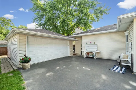 3102 Swallow Lane Rolling Meadows IL 60008
