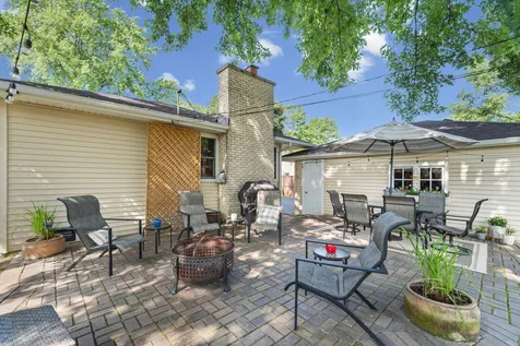 3102 Swallow Lane Rolling Meadows IL 60008