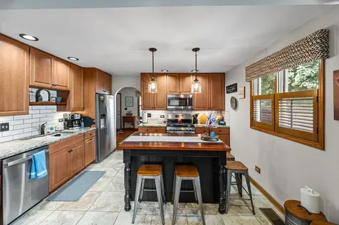 3102 Swallow Lane Rolling Meadows IL 60008