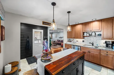 3102 Swallow Lane Rolling Meadows IL 60008