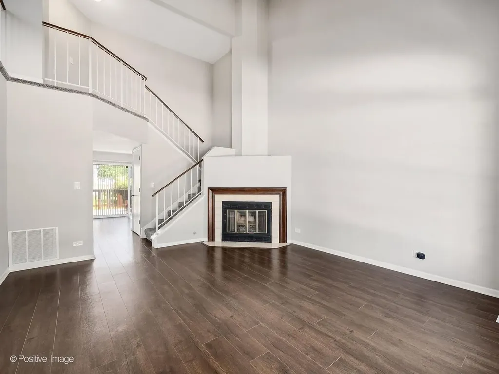 38 Crab Tree Drive Westmont IL 60559