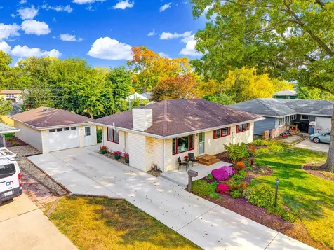 6 Wilmette Drive Normal IL 61761