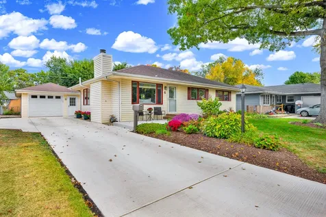 6 Wilmette Drive Normal IL 61761