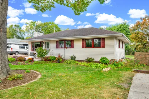 6 Wilmette Drive Normal IL 61761