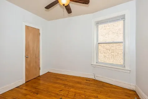 6517 North Bosworth Avenue Chicago IL 60626