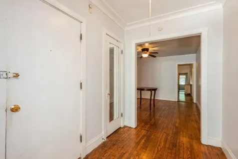 6517 North Bosworth Avenue Chicago IL 60626