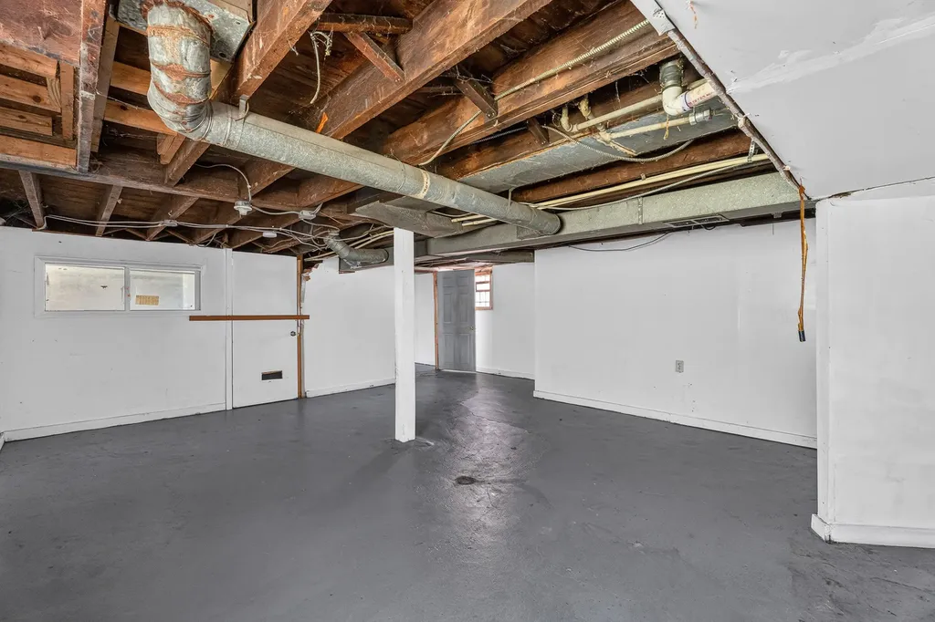 11715 South Wentworth Avenue Chicago IL 60628