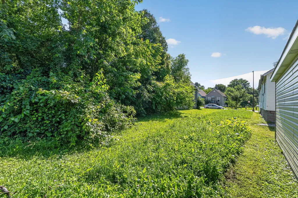 11715 South Wentworth Avenue Chicago IL 60628