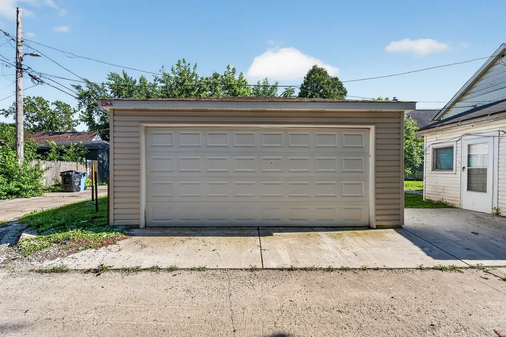 11715 South Wentworth Avenue Chicago IL 60628