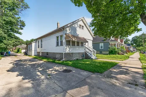 11715 South Wentworth Avenue Chicago IL 60628