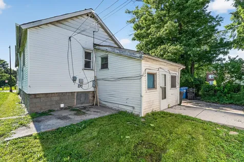 11715 South Wentworth Avenue Chicago IL 60628