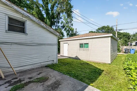 11715 South Wentworth Avenue Chicago IL 60628