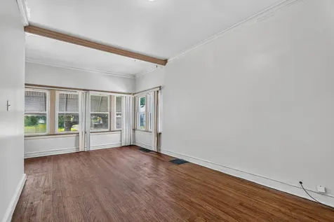 11715 South Wentworth Avenue Chicago IL 60628