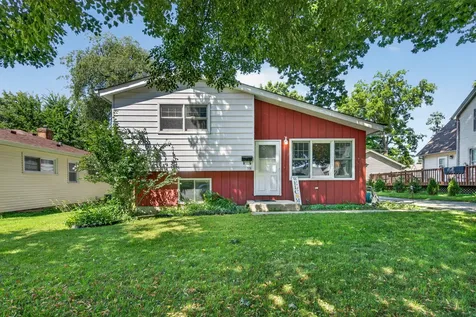 320 Barber Street West Chicago IL 60185