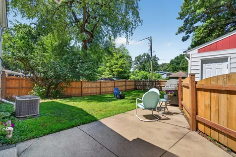 320 Barber Street West Chicago IL 60185