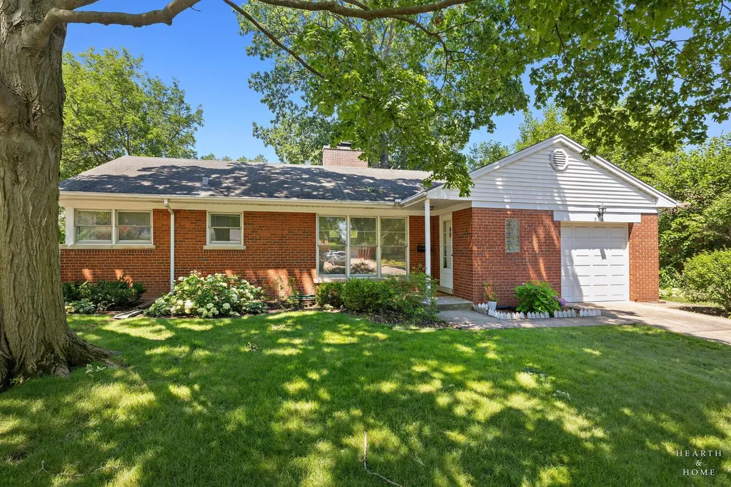 814 South Chestnut Avenue Arlington Heights IL 60005