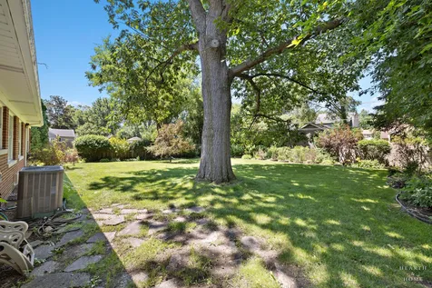 814 South Chestnut Avenue Arlington Heights IL 60005