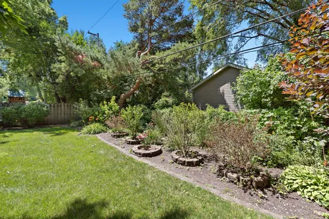 814 South Chestnut Avenue Arlington Heights IL 60005
