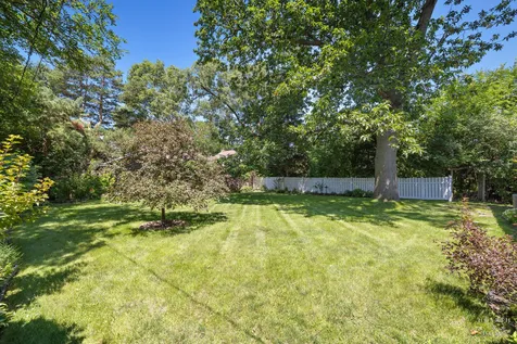 814 South Chestnut Avenue Arlington Heights IL 60005