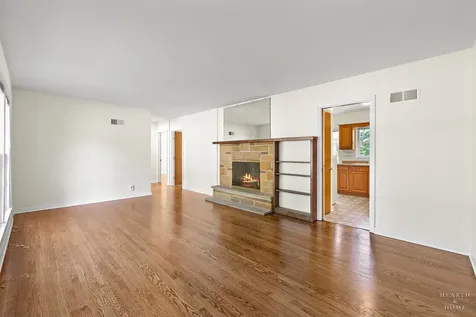 814 South Chestnut Avenue Arlington Heights IL 60005