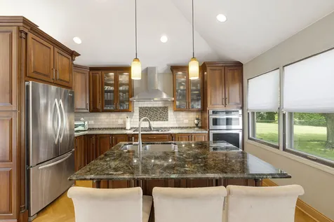 730 Castlewood Lane Deerfield IL 60015