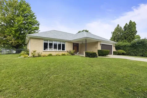 730 Castlewood Lane Deerfield IL 60015