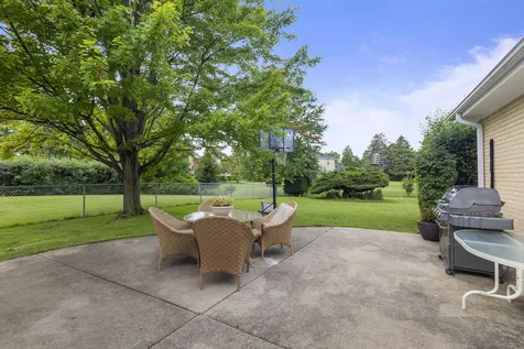 730 Castlewood Lane Deerfield IL 60015