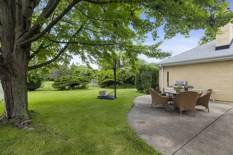 730 Castlewood Lane Deerfield IL 60015