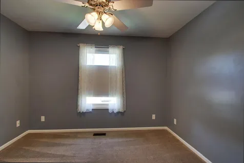2328 Wheatland Drive Quincy IL 62305