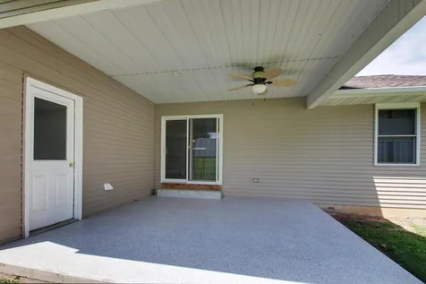 2328 Wheatland Drive Quincy IL 62305