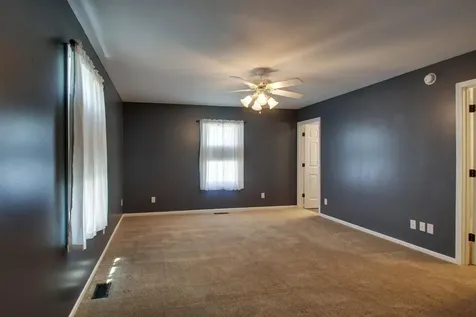 2328 Wheatland Drive Quincy IL 62305