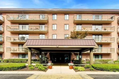 6443 Clarendon Hills Road Willowbrook IL 60527