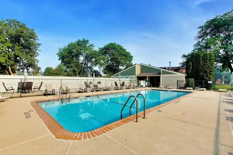 6443 Clarendon Hills Road Willowbrook IL 60527