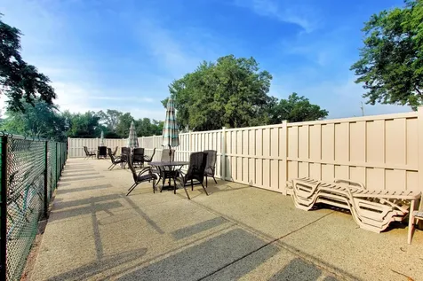 6443 Clarendon Hills Road Willowbrook IL 60527
