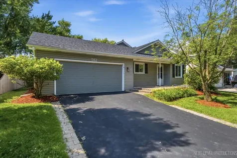 562 Roxbury Drive Naperville IL 60565