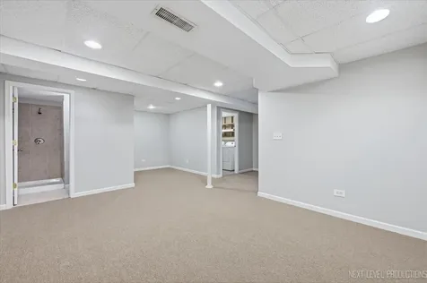 562 Roxbury Drive Naperville IL 60565