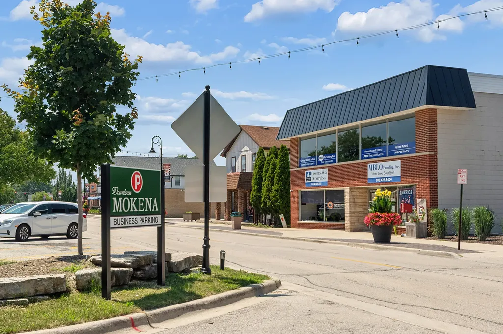 11131 2ND Street Mokena IL 60448