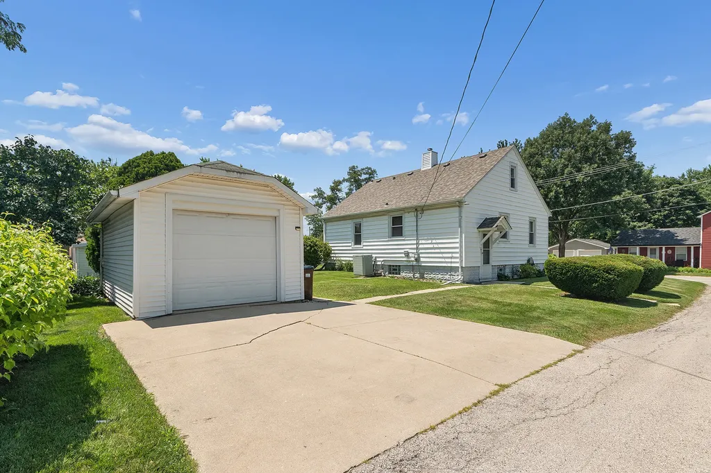 11131 2ND Street Mokena IL 60448